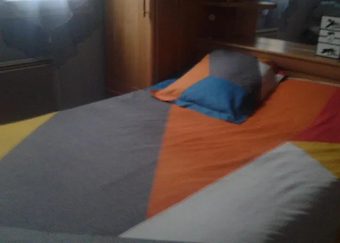 Jolie Centre En Direction De Foix A 25 Km De Toulouse *